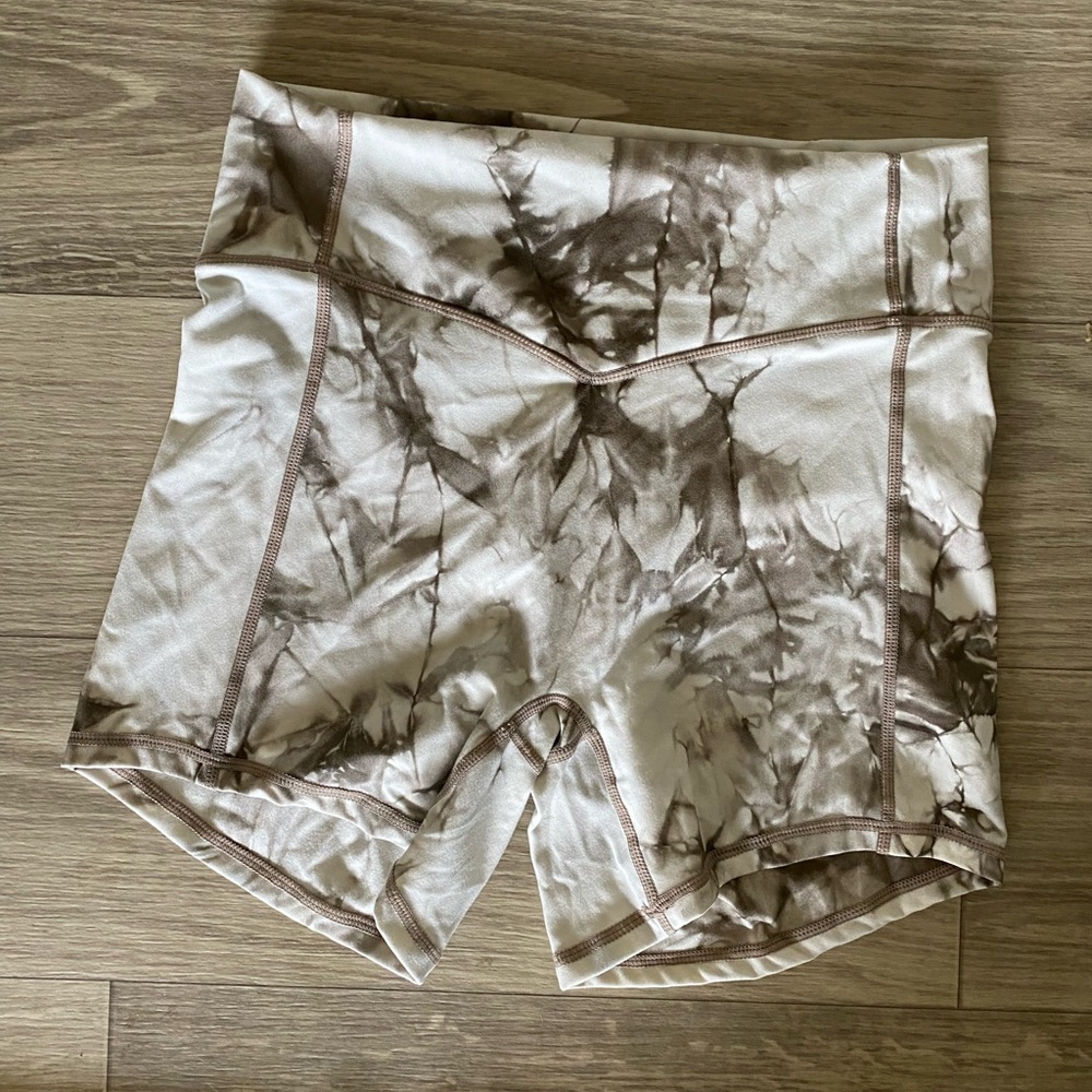 Balance Athleta workout shorts